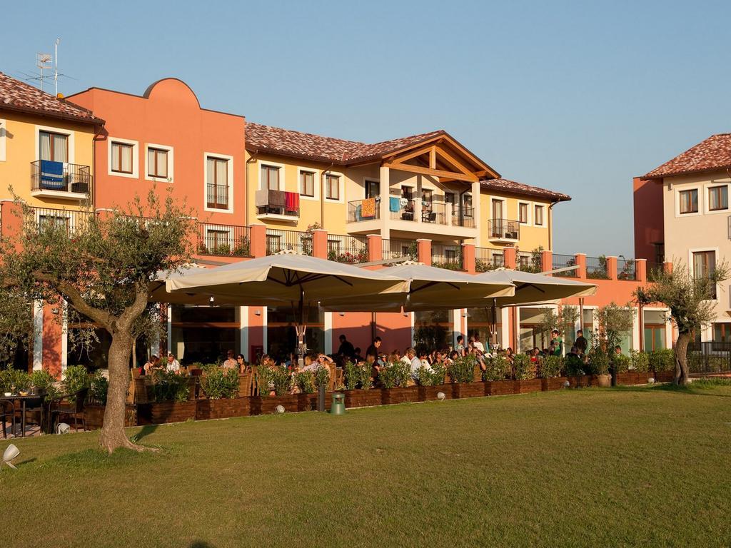 Th Lazise - Hotel Parchi Del Garda Екстериор снимка